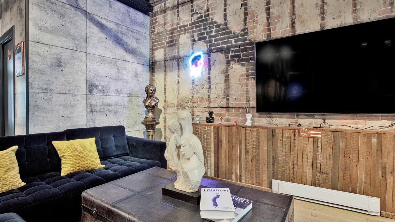 Photo of Livingroom in Downtown Montreal