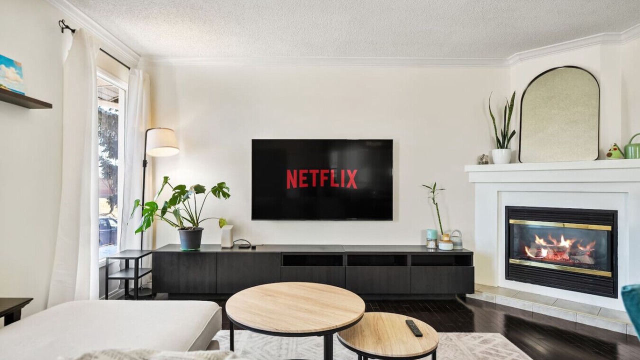 Photo of Livingroom in Southeast Calgary