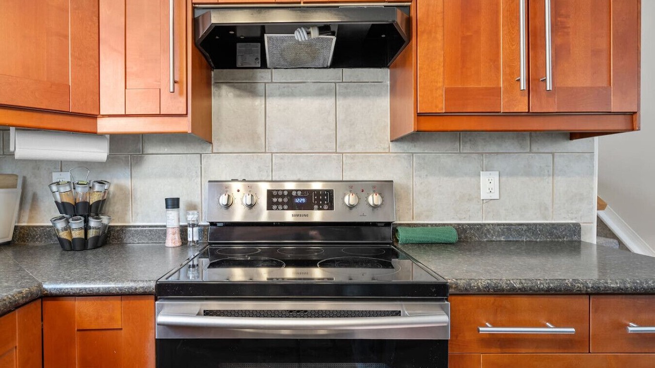 Photo of Kitchen in Southeast Calgary