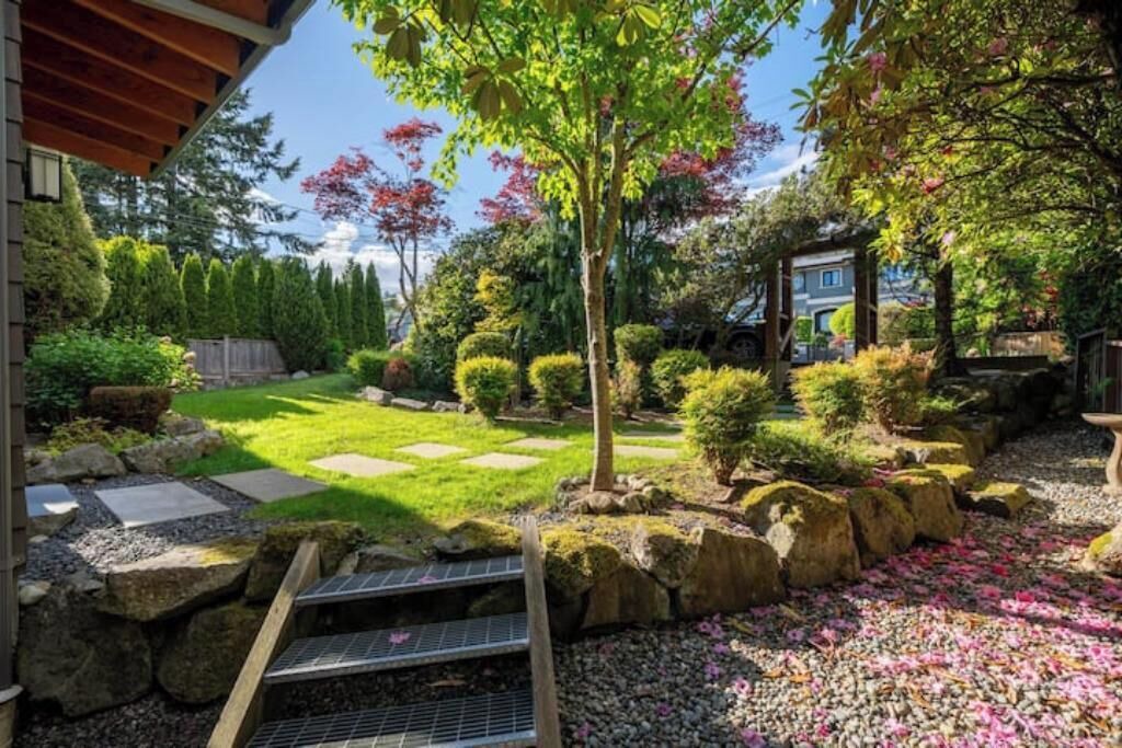 Photo of Outdoor in Dundarave