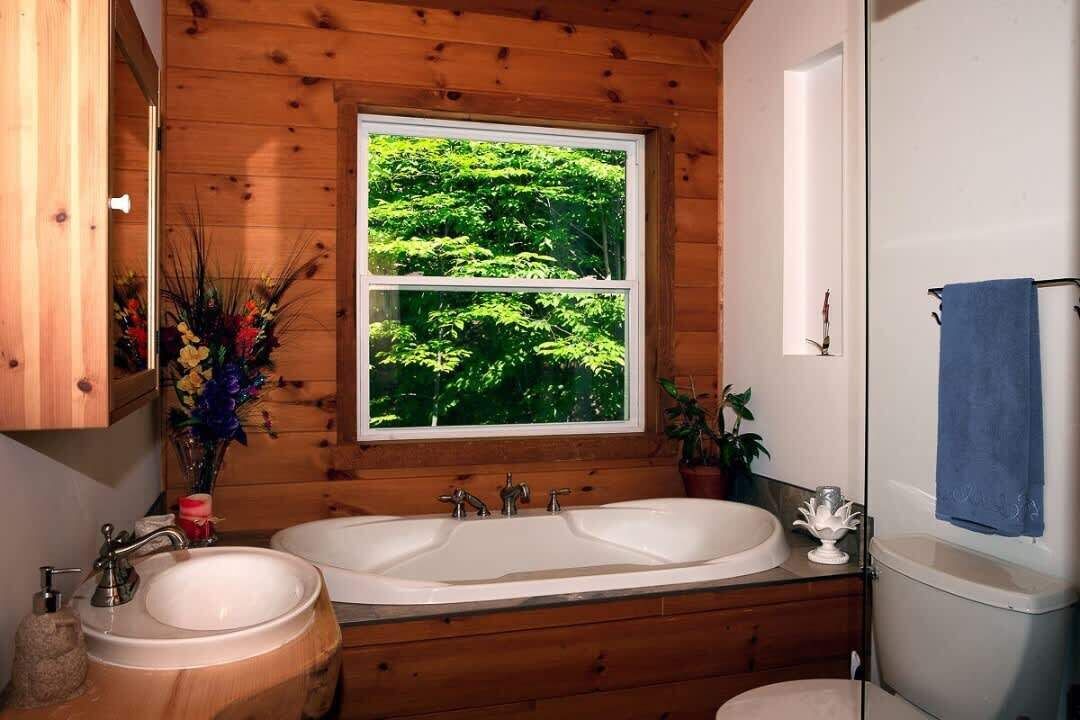 Photo of Bathroom in Les Pays-d'en-Haut Regional County Municipality