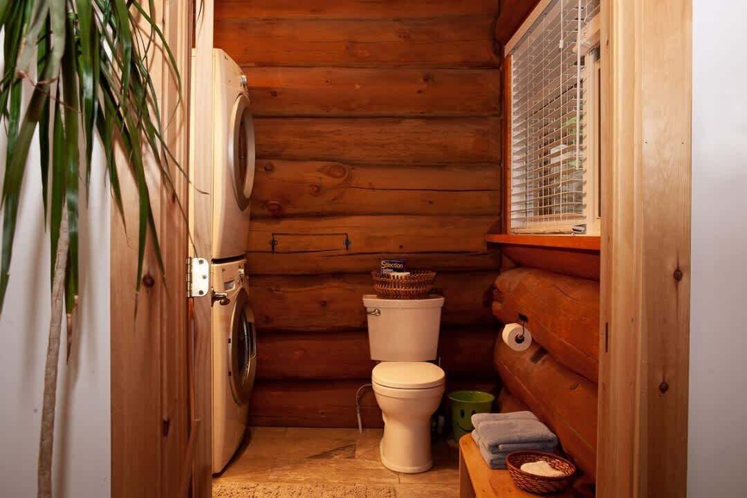 Photo of Bathroom in Les Pays-d'en-Haut Regional County Municipality