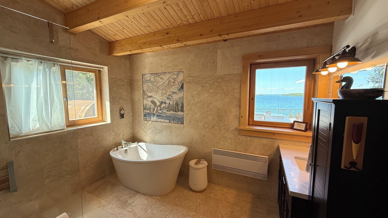 Photo of Bathroom in Manitoulin District