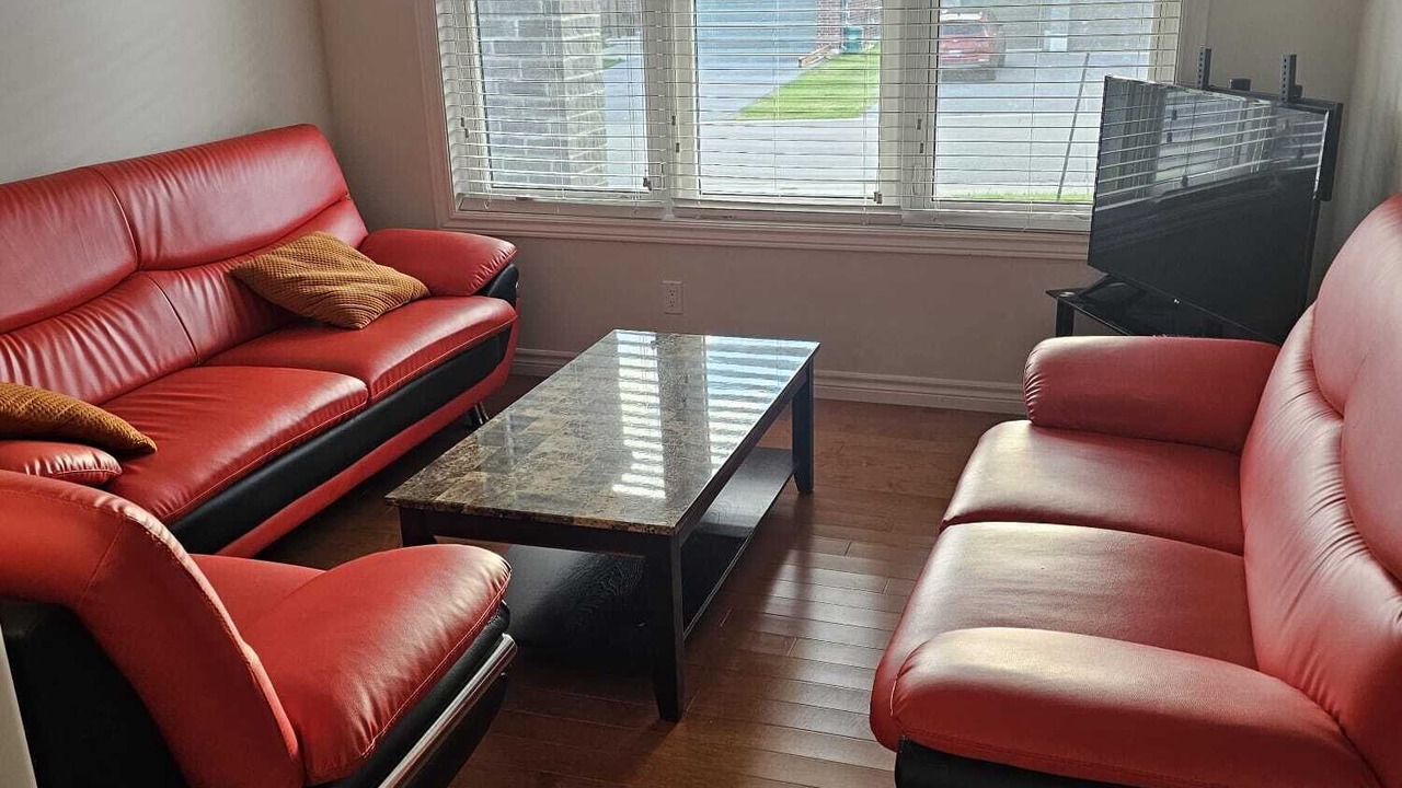 Photo of Livingroom in Quinte West