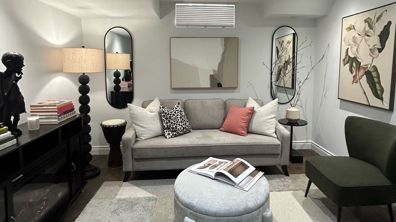 Photo of Livingroom in Brampton