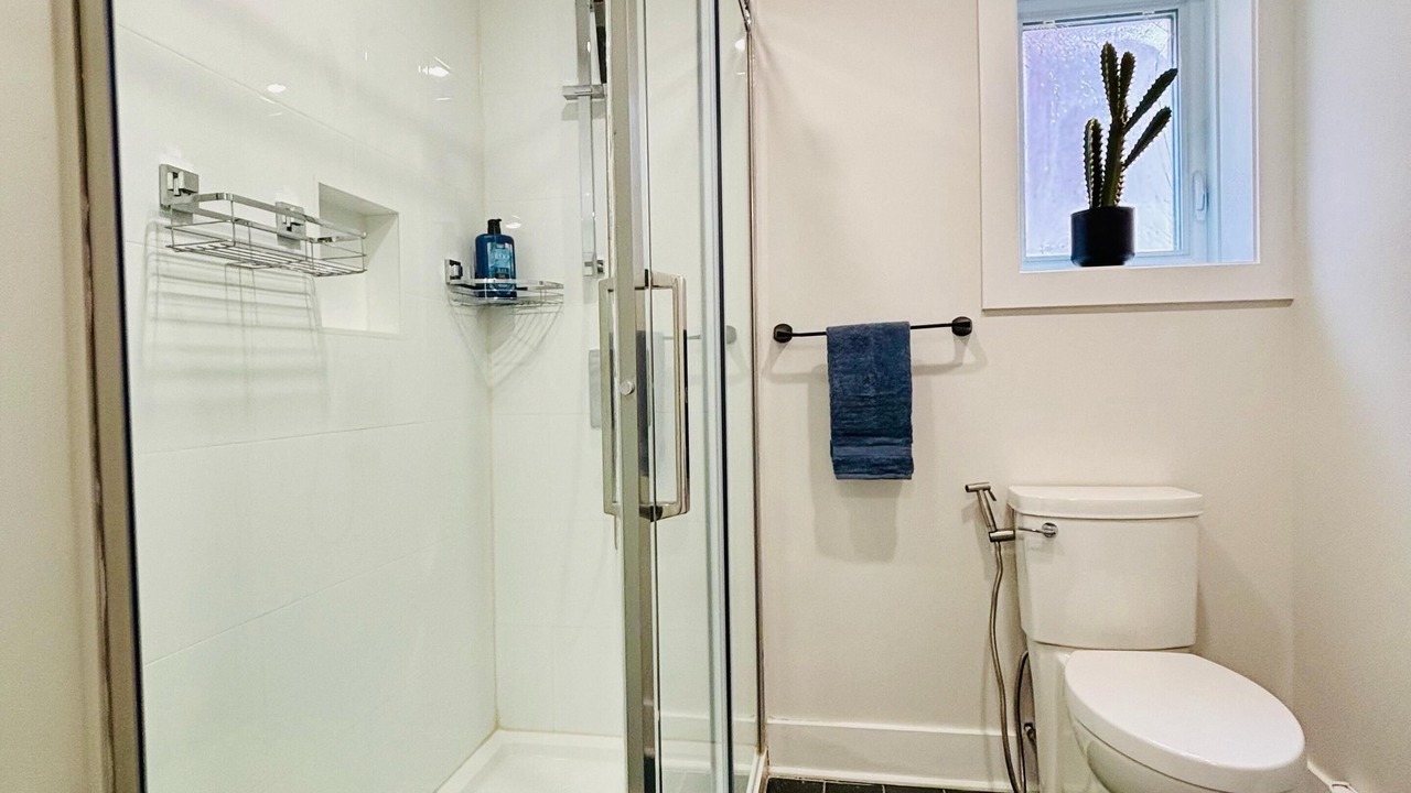 Photo of Bathroom in LaSalle