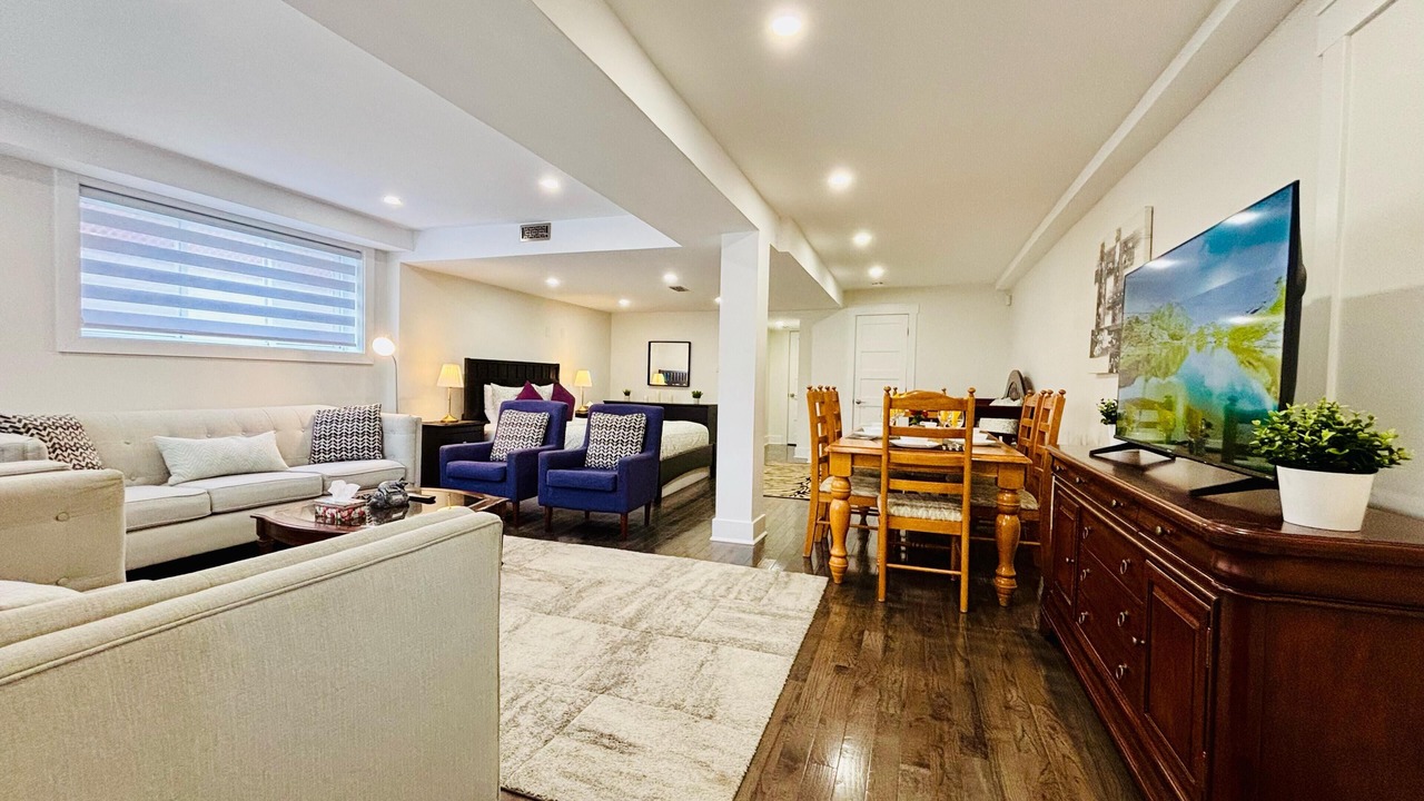 Photo of Livingroom in LaSalle