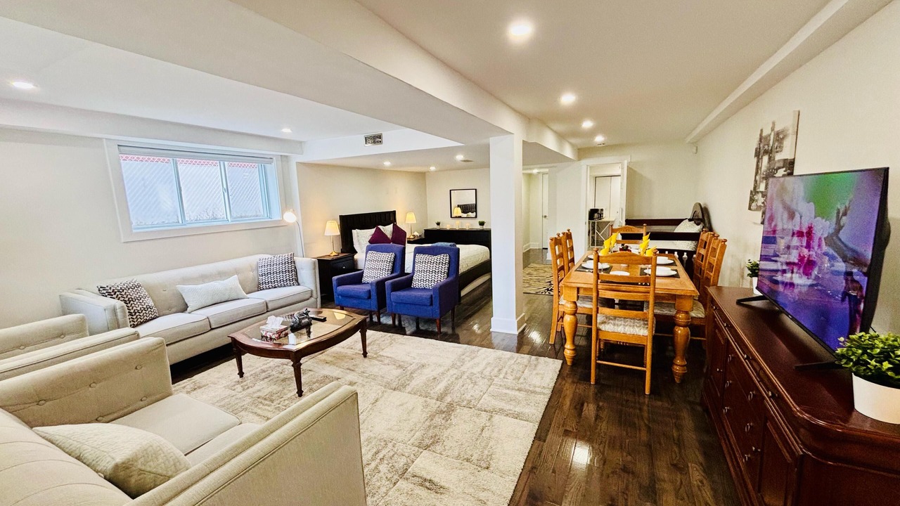 Photo of Livingroom in LaSalle