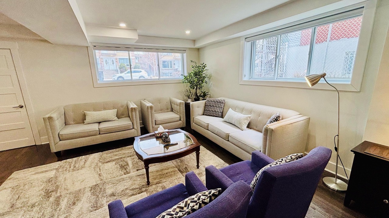 Photo of Livingroom in LaSalle