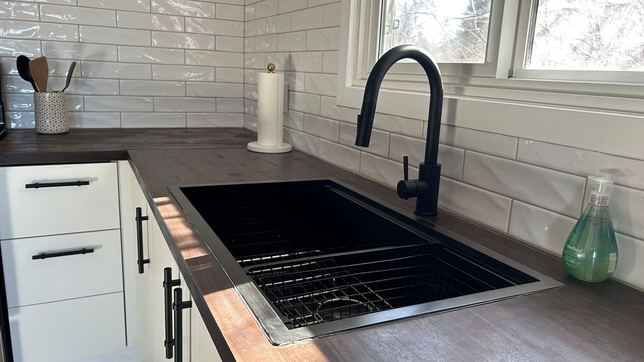 Photo of Kitchen in Canyon Meadows
