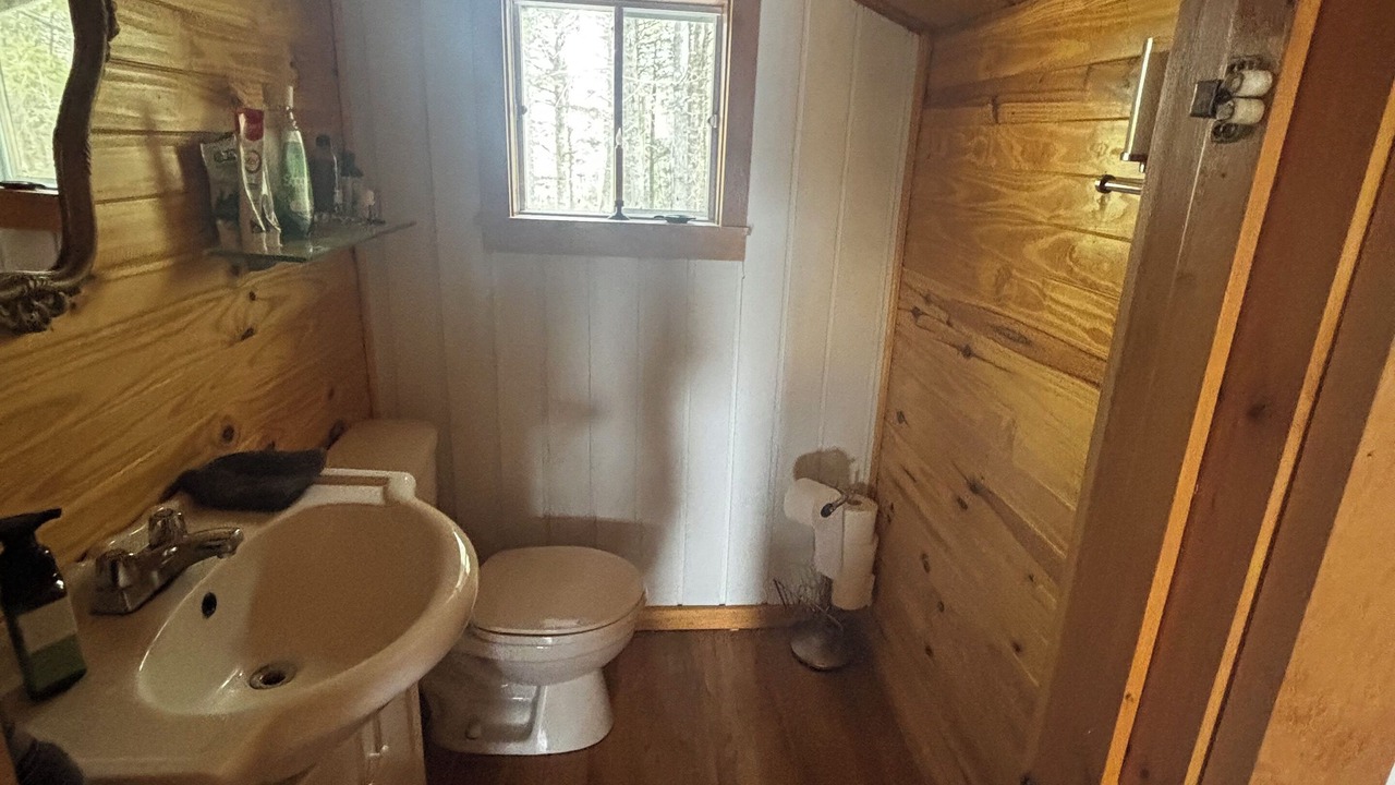 Photo of Bathroom in LaBelle