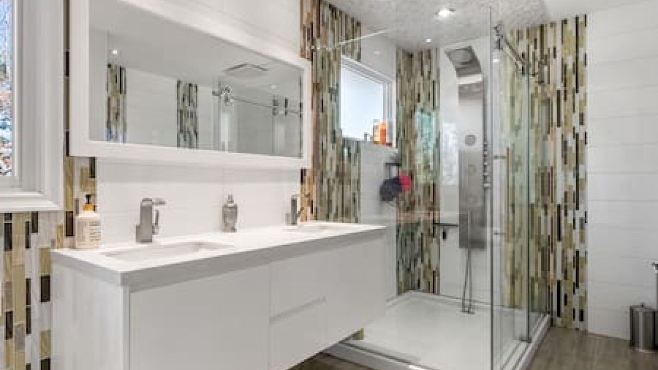 Photo of Bathroom in Kelvin Grove