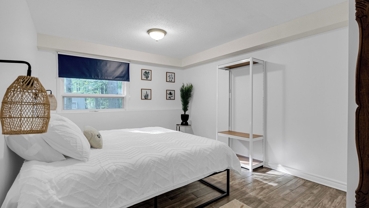 Photo of Bedroom in Les Collines-de-l'Outaouais Regional County Municipality