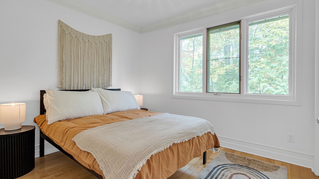 Photo of Bedroom in Les Collines-de-l'Outaouais Regional County Municipality