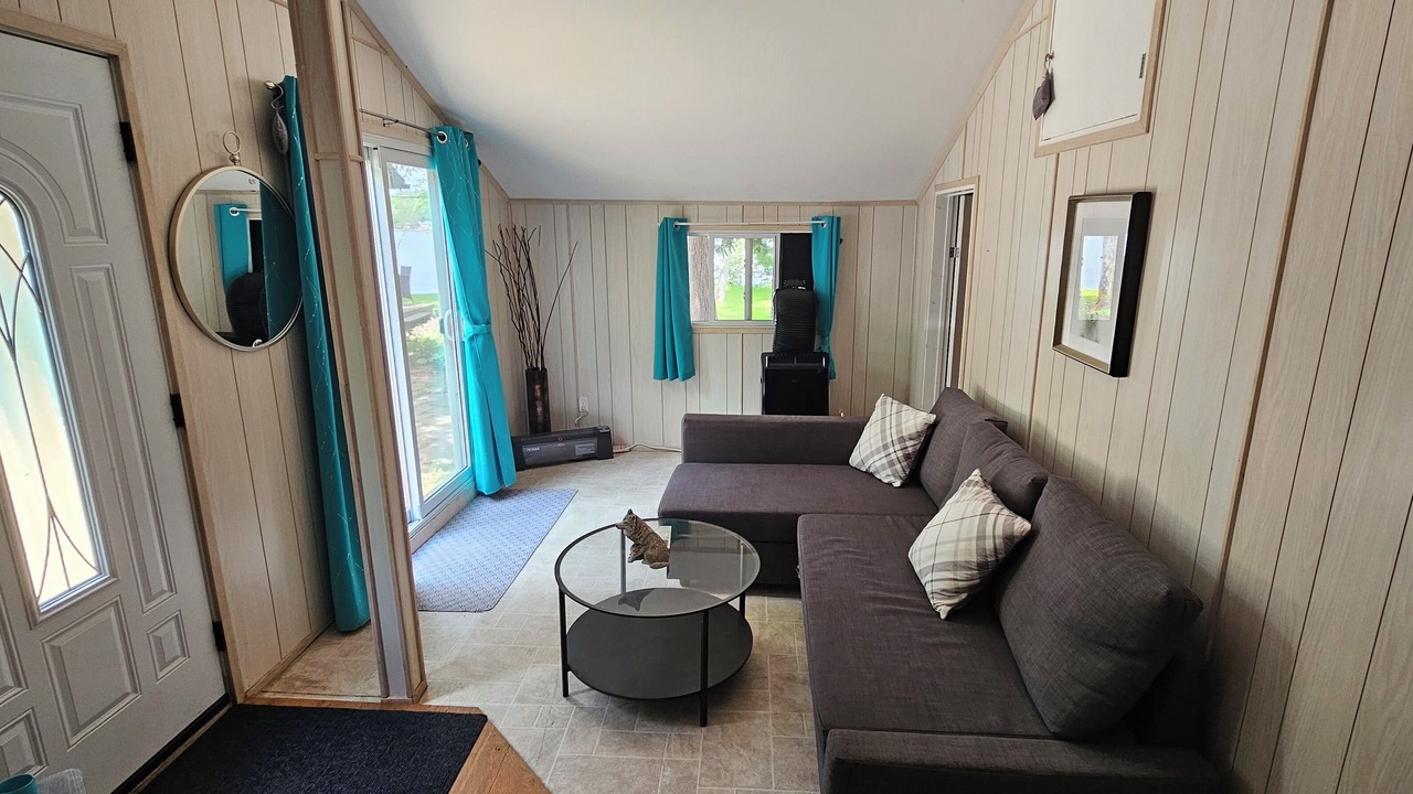 Photo of Livingroom in Lanark Highlands