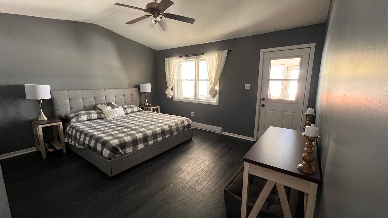 Photo of Bedroom in Lanark Highlands