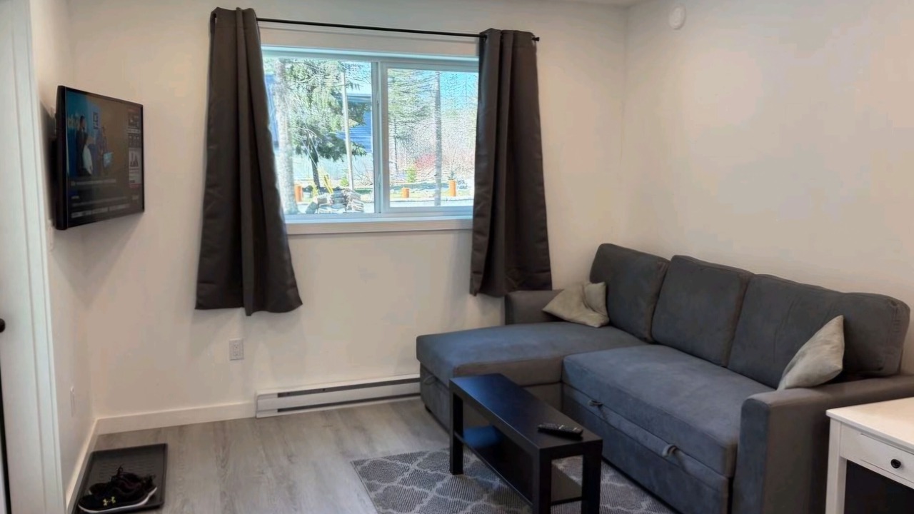 Photo of Livingroom in Fraser Valley Regional District