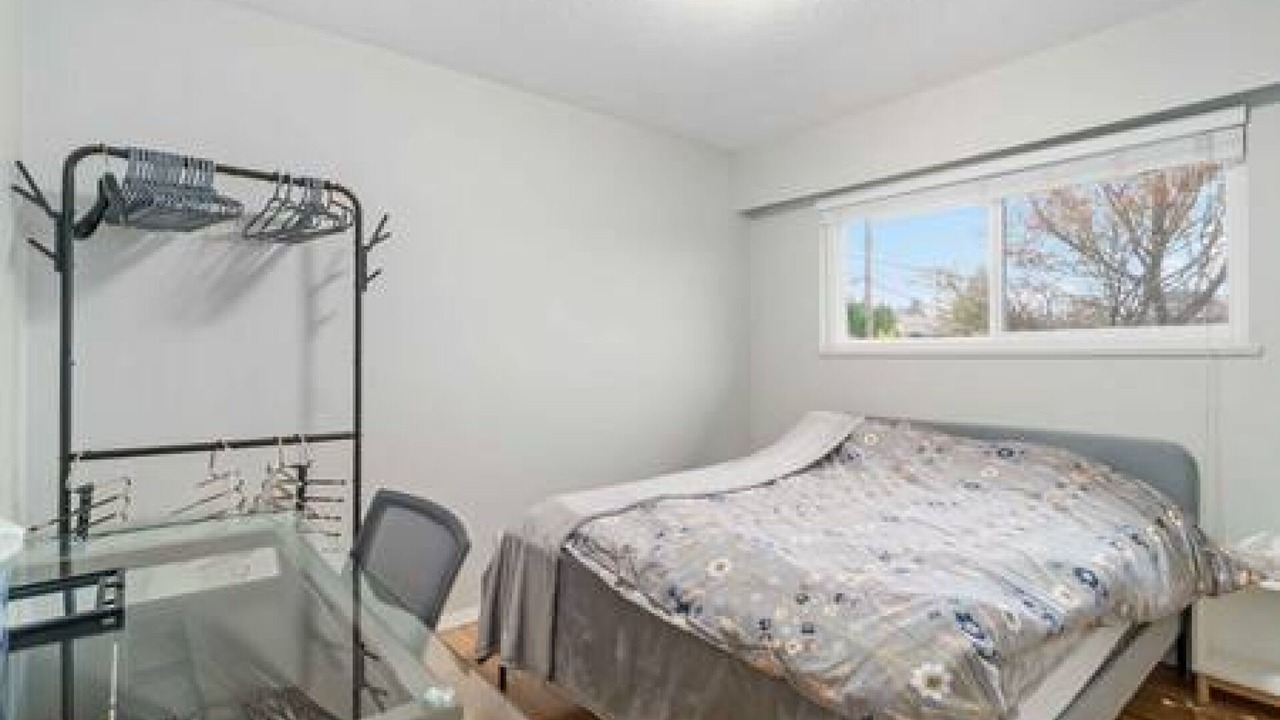 Photo of Bedroom in Central Lonsdale