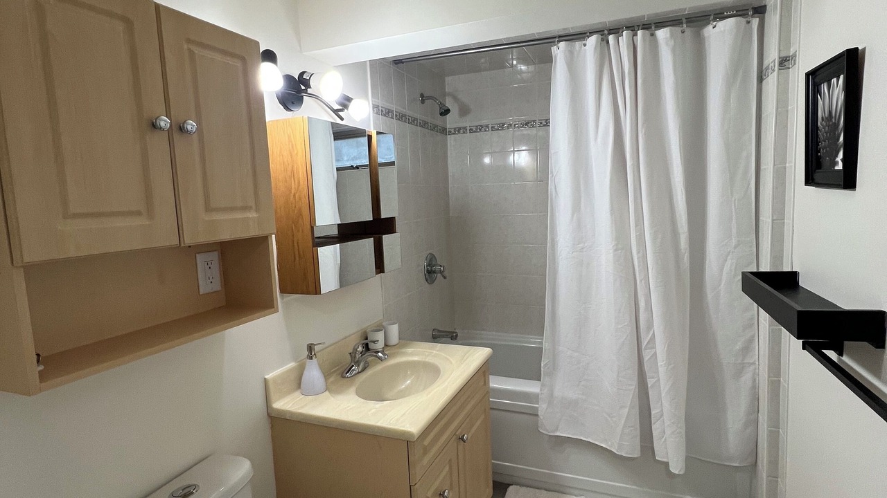 Photo of Bathroom in Kingsland
