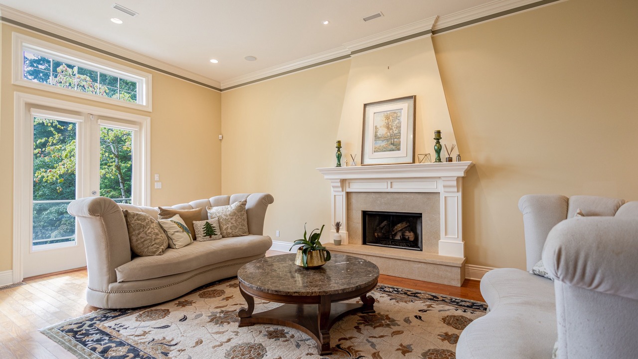 Photo of Livingroom in West Vancouver
