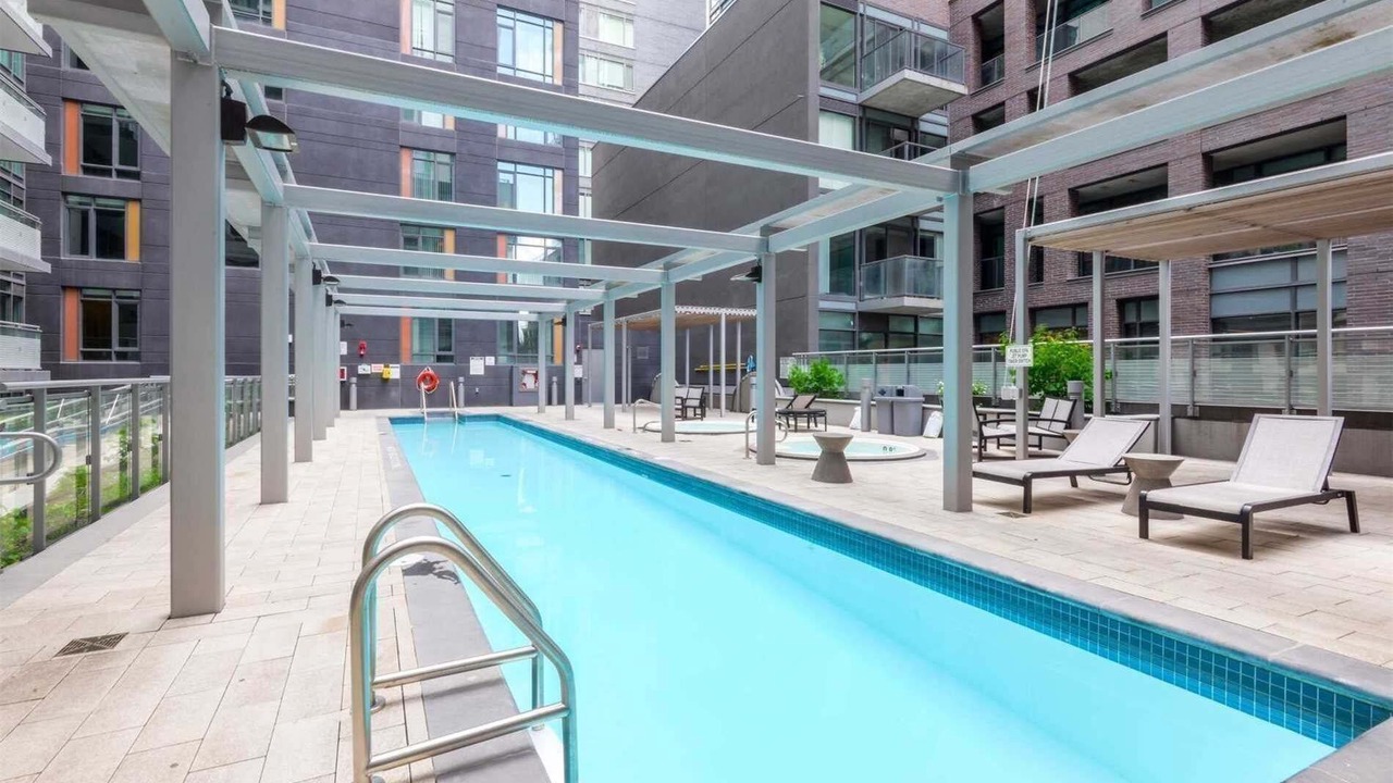 Photo of Outdoor in Fashion District