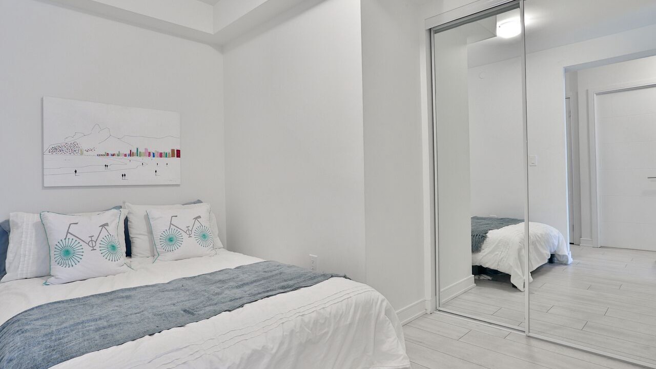 Photo of Bedroom in Fashion District