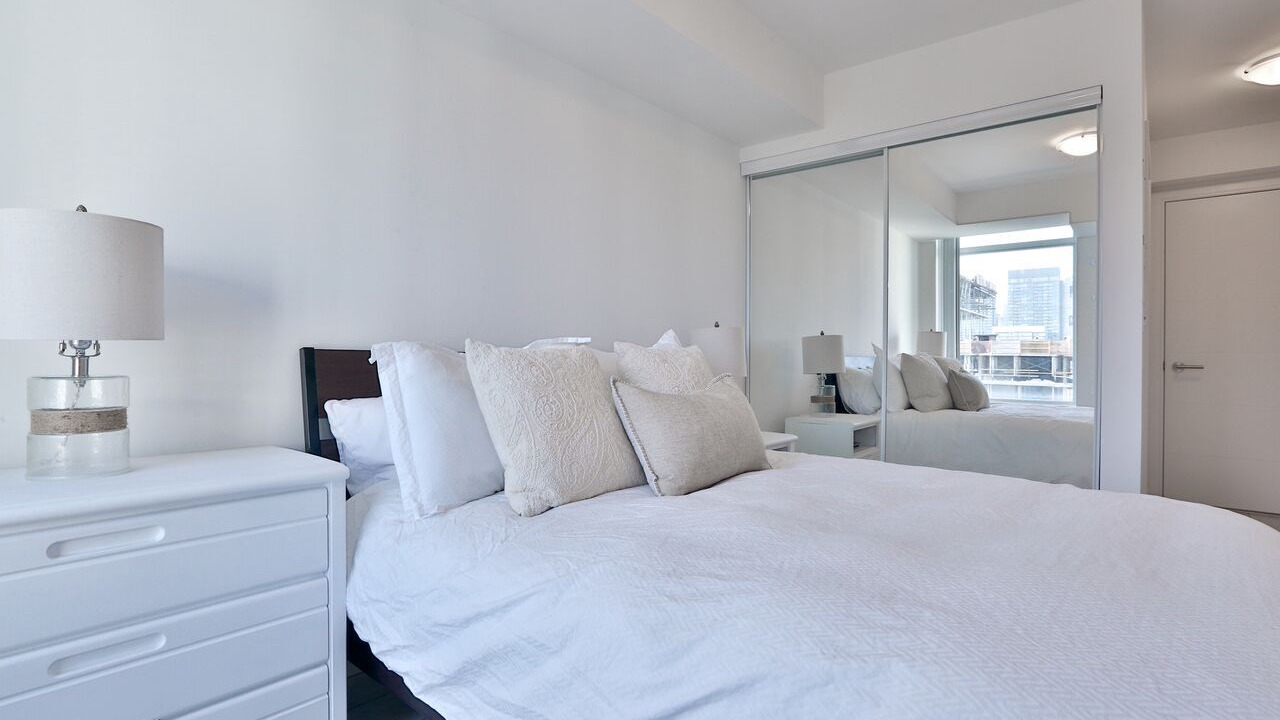Photo of Bedroom in Fashion District