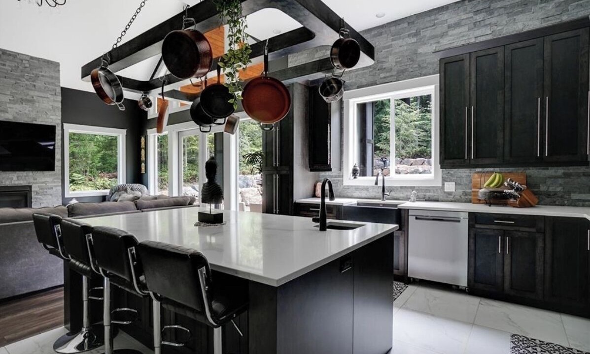 Photo of Kitchen in Shawnigan Lake