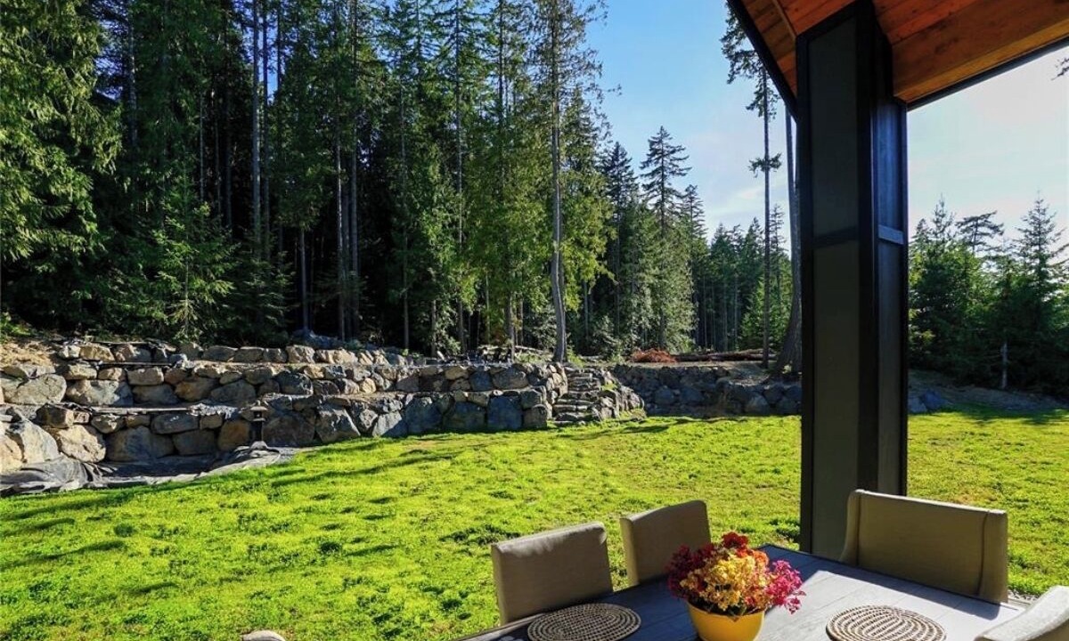 Photo of Outdoor in Shawnigan Lake