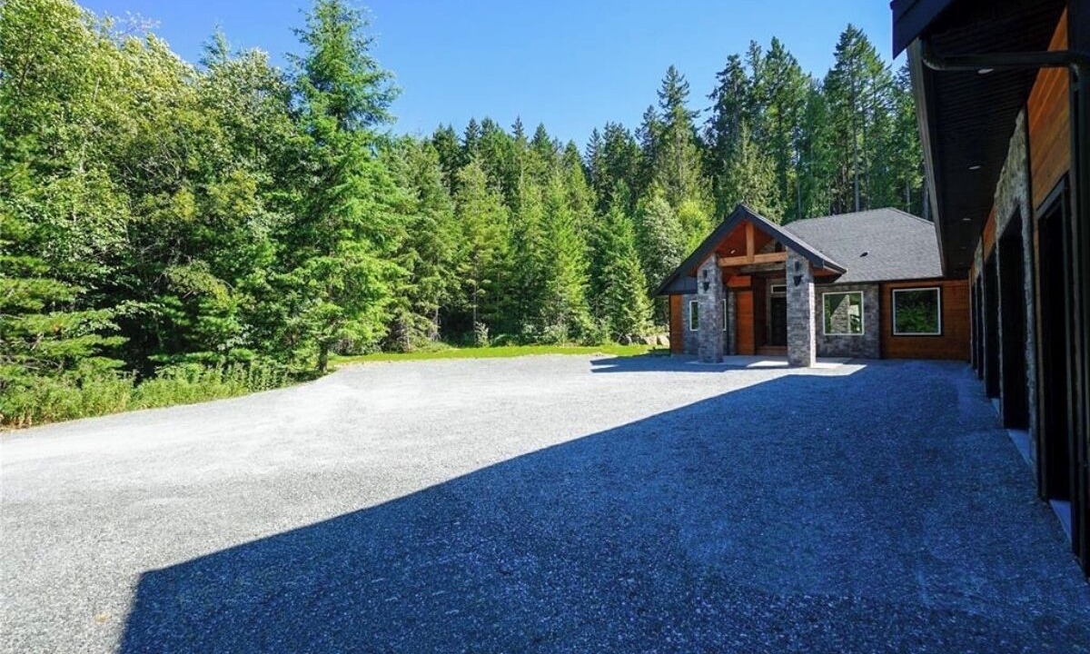 Photo of Outdoor in Shawnigan Lake