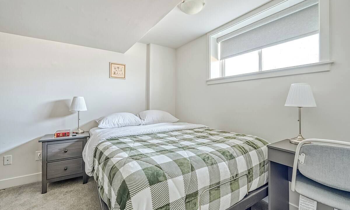 Photo of Bedroom in Chapel Hill South