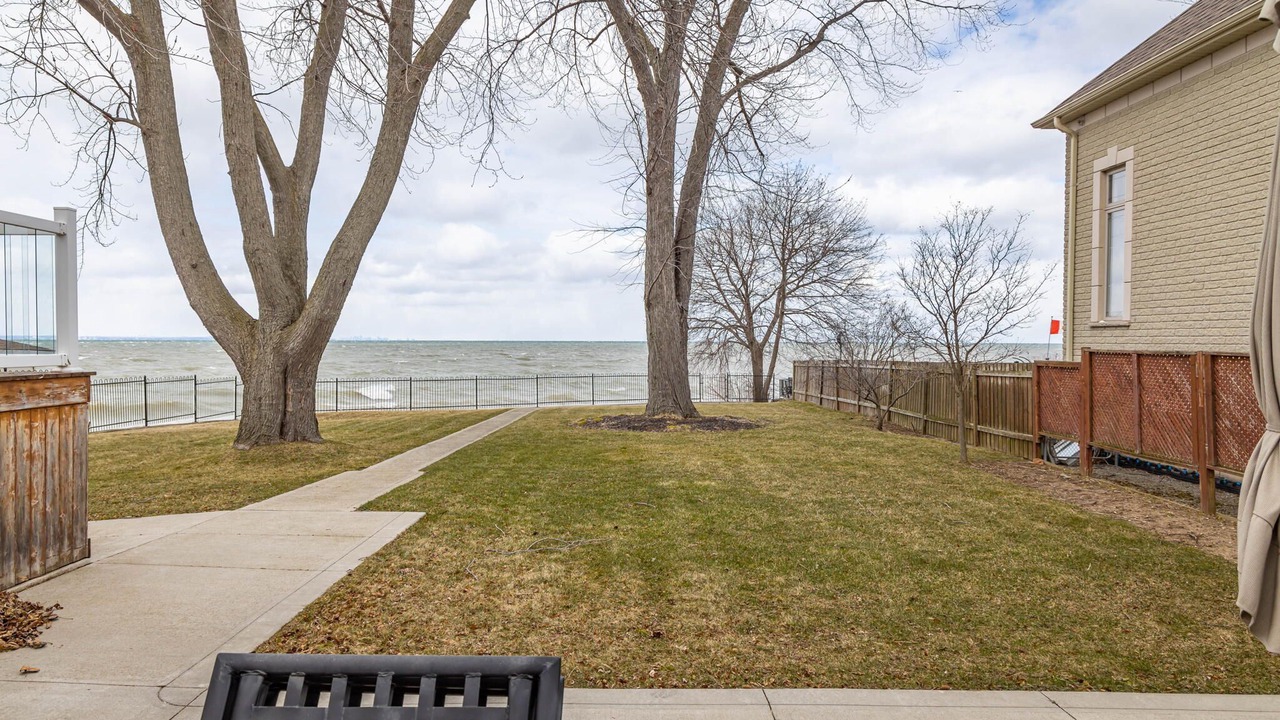 Photo of Patio Balcony in Stoney Creek