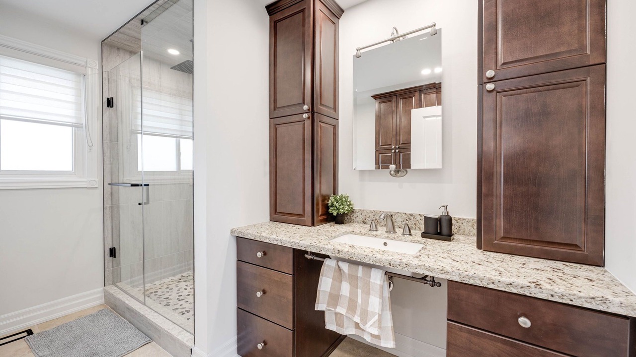 Photo of Bathroom in Stoney Creek