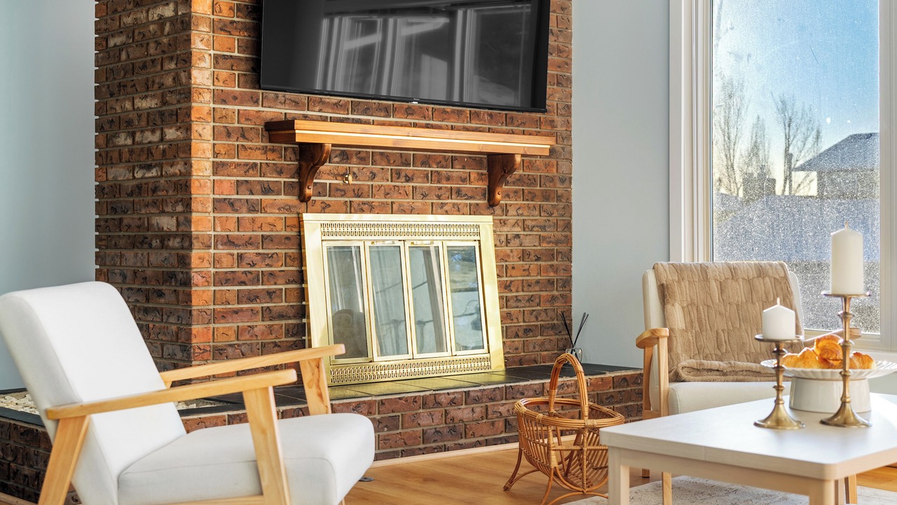 Photo of Livingroom in Northwest Calgary