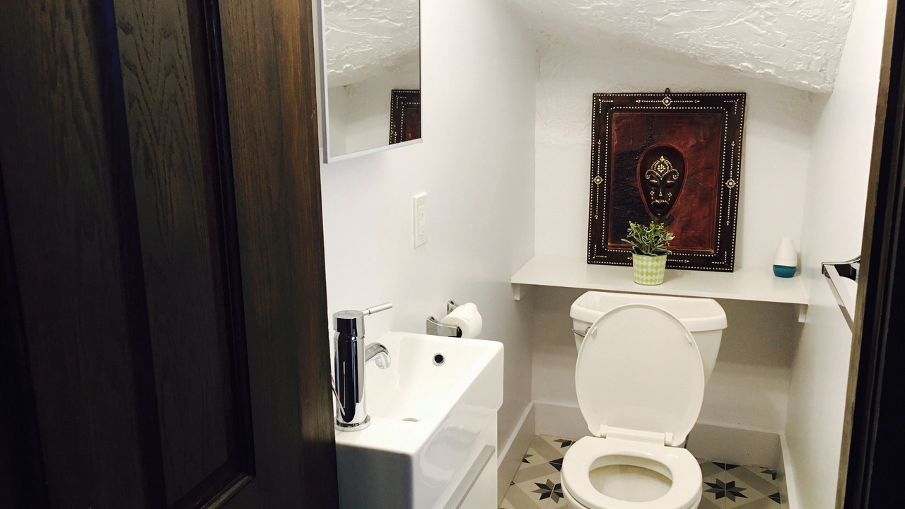Photo of Bathroom in Lawrence Park South