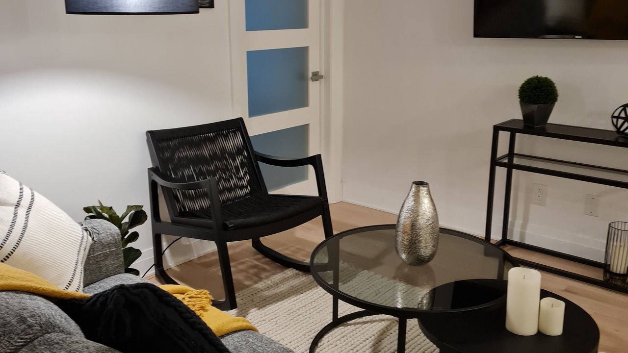 Photo of Livingroom in Little Burgundy