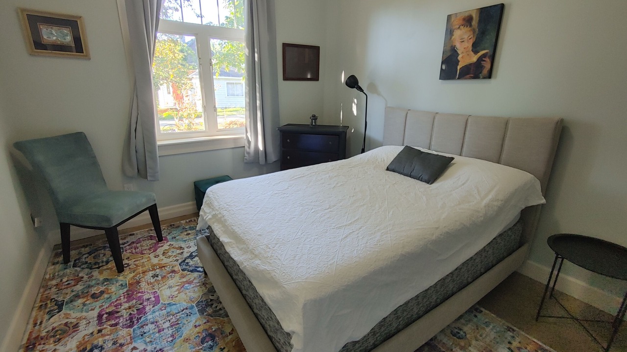 Photo of Bedroom in Cobble Hill