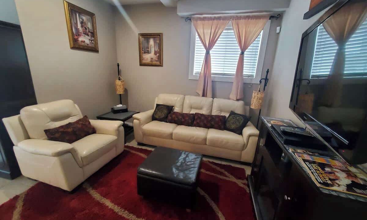 Photo of Livingroom in Thunder Bay
