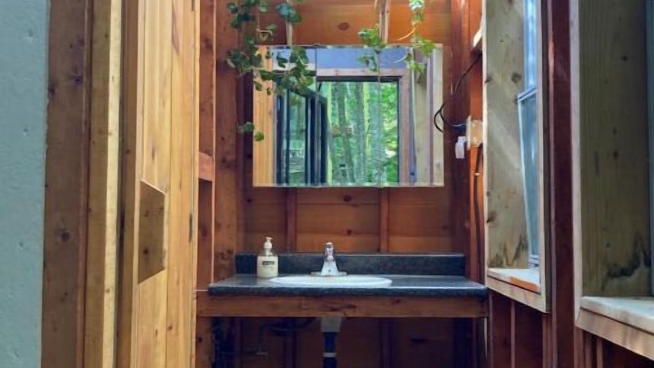 Photo of Bathroom in Boularderie