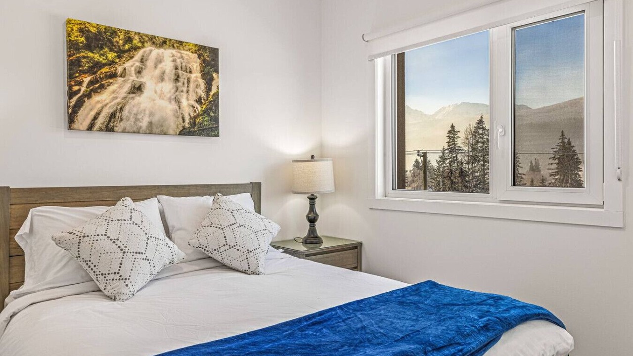 Photo of Bedroom in Golden
