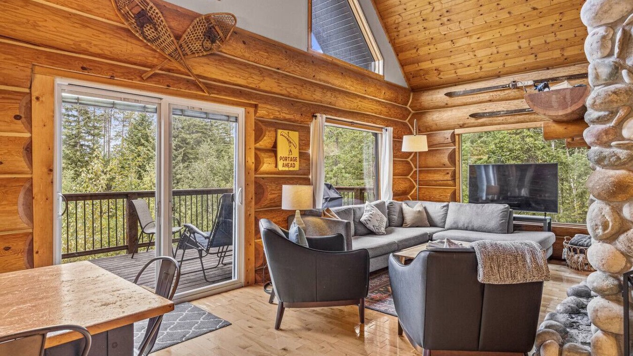Photo of Livingroom in Golden