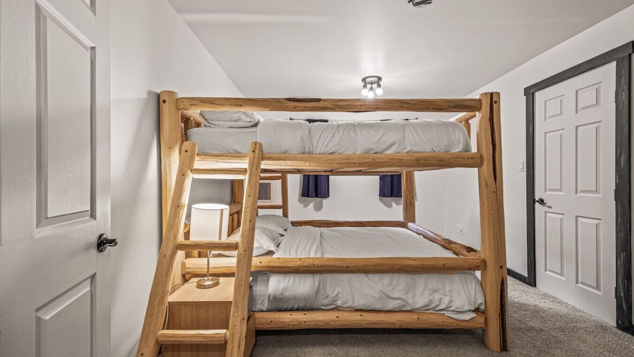 Photo of Bedroom in Golden
