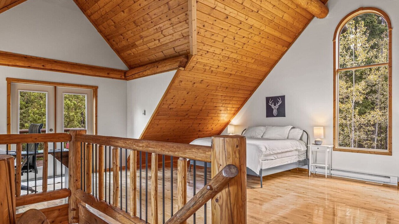 Photo of Bedroom in Golden