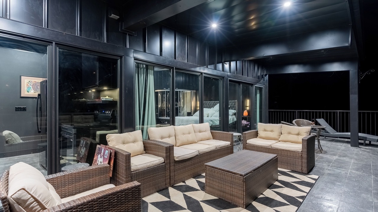 Photo of Outdoor in Anglemont