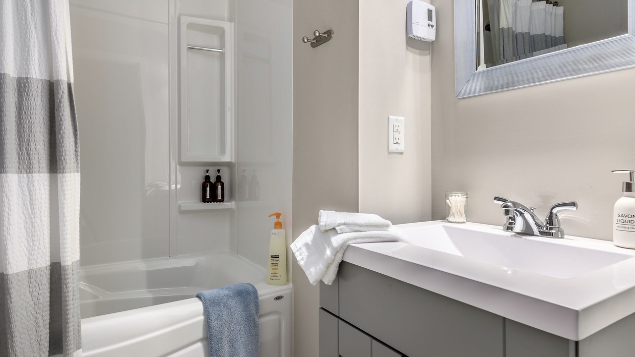 Photo of Bathroom in Dildo