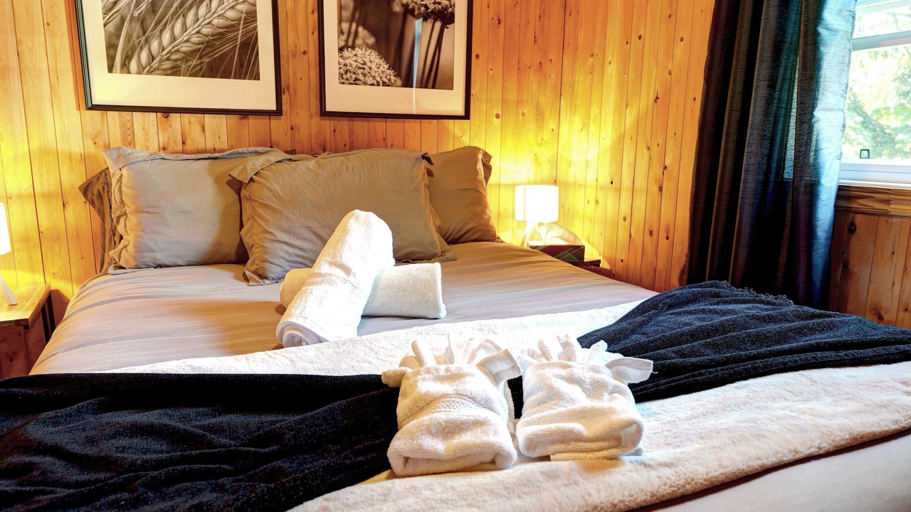 Photo of Bedroom in Saint-Michel-des-Saints