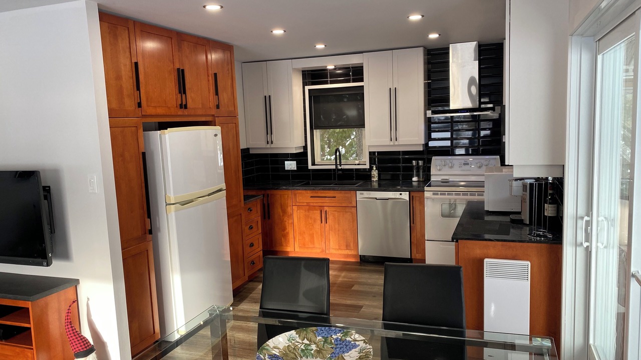 Photo of Kitchen in Lac-Saint-Jean-Est Regional County Municipality