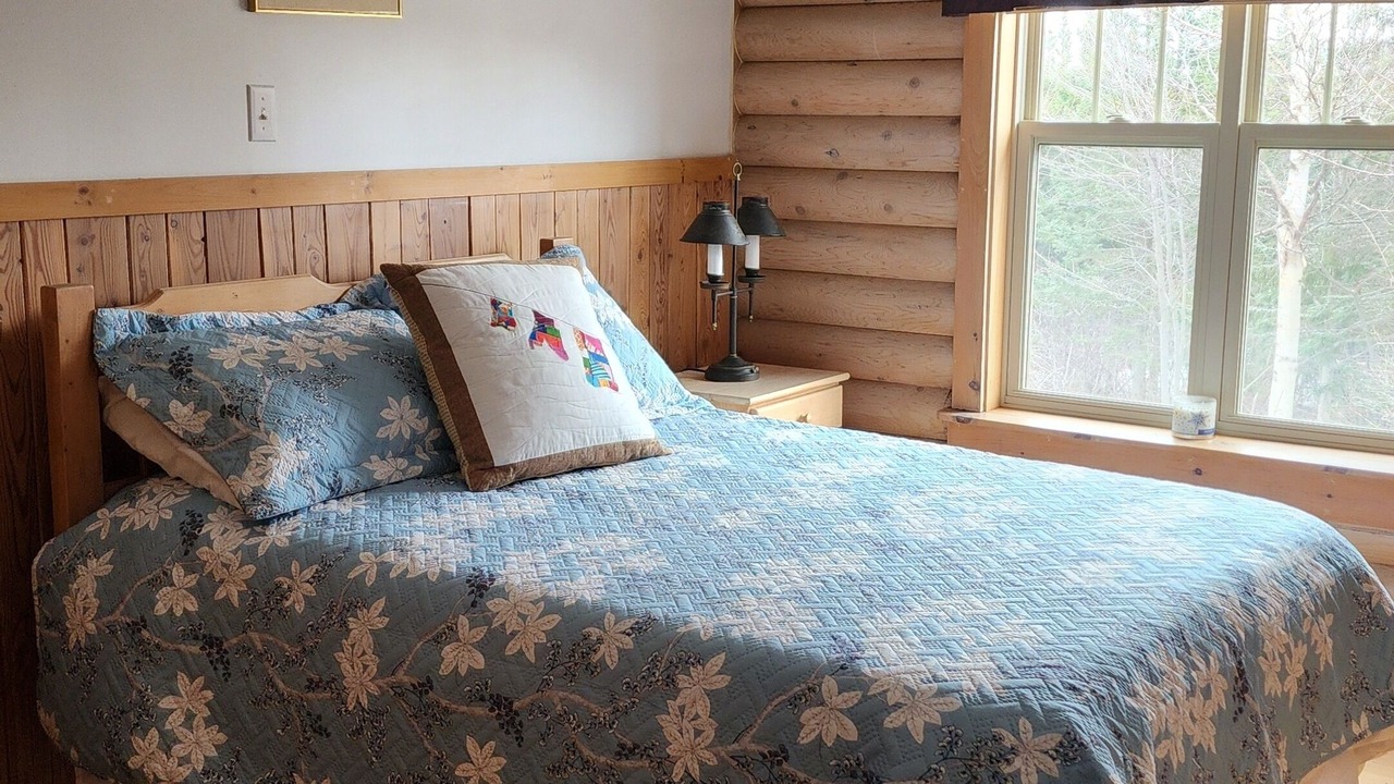 Photo of Bedroom in Lewisporte