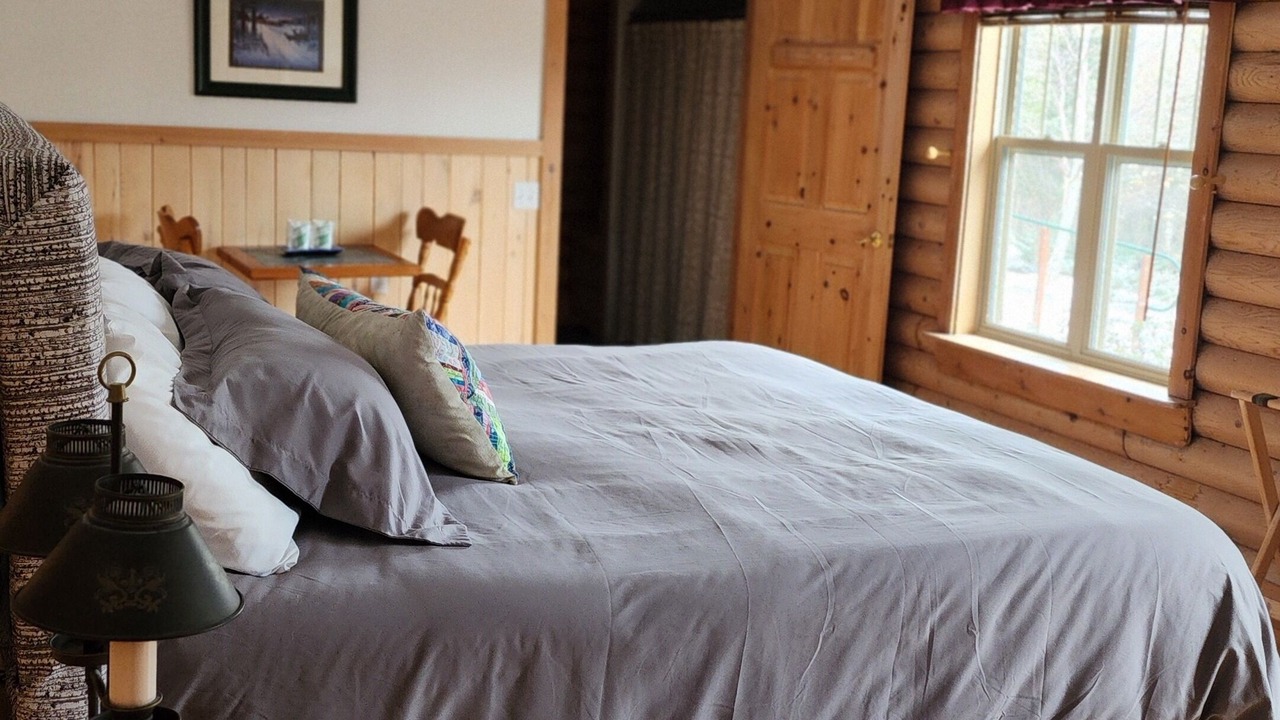 Photo of Bedroom in Lewisporte