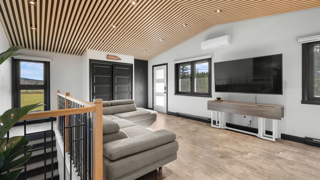 Photo of Livingroom in Riviere-a-Pierre